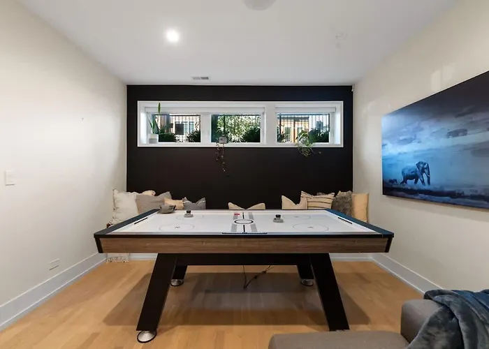 Hébergement de vacances Stunning 5br In Heart Of With 2 Rooftops *